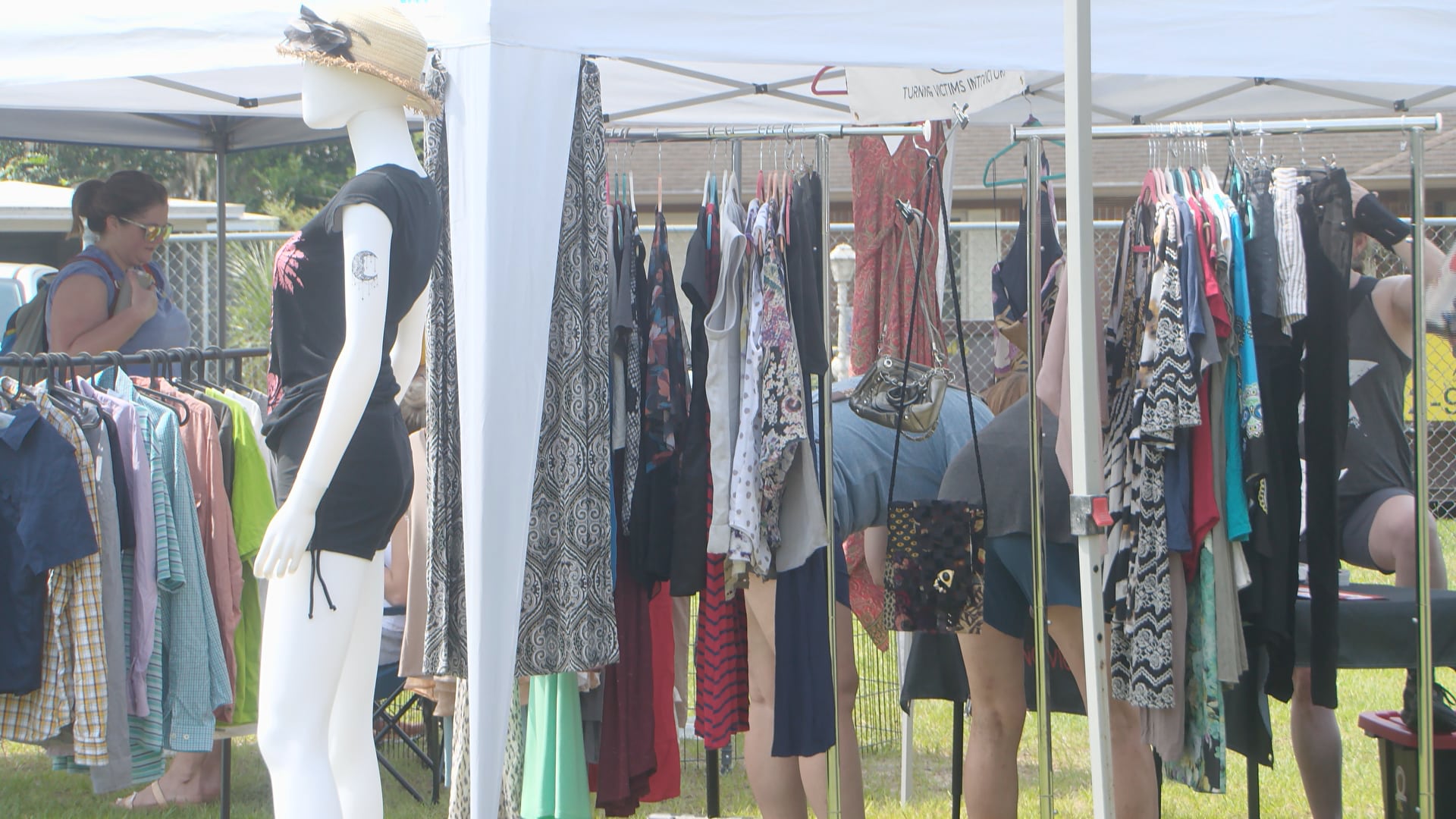 Thunderbolt hosts sustainability event with recycling drop-off