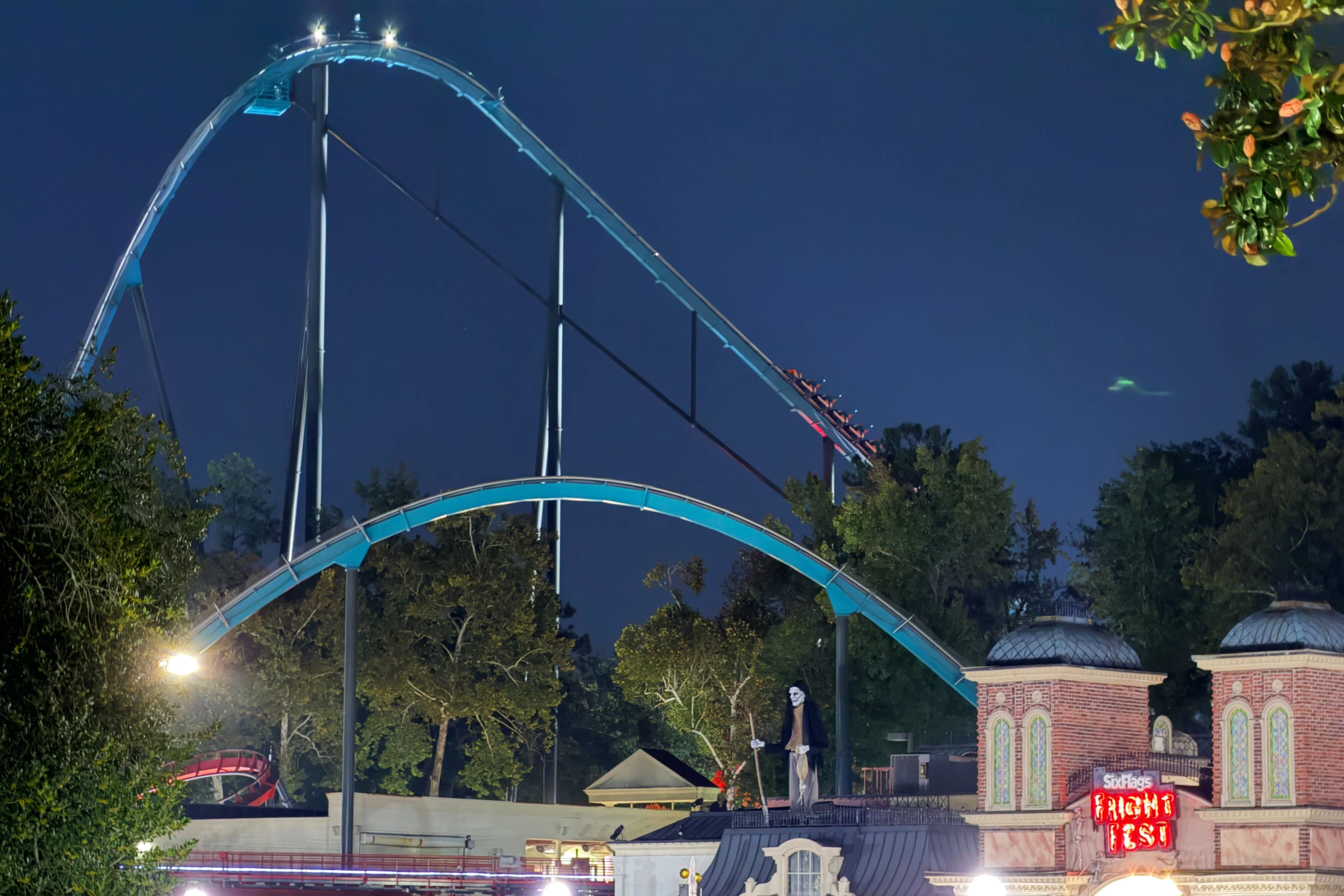1 killed, several injured in incident at Six Flags Over Georgia