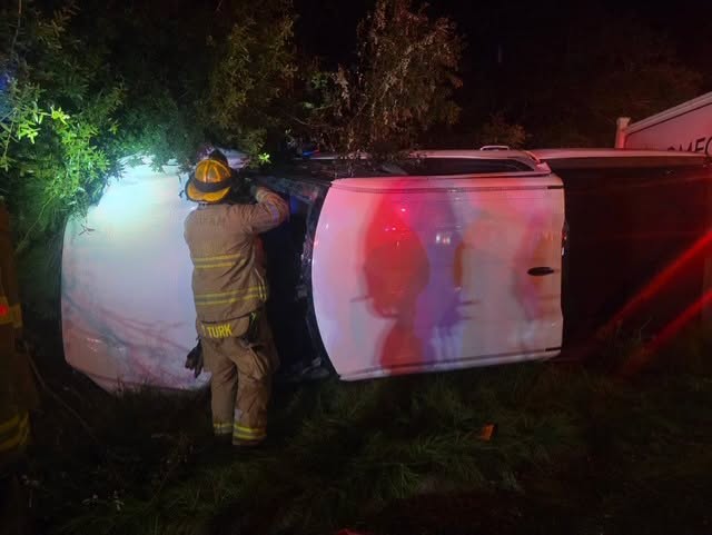 One person injured after crash on Wilmington Island Road