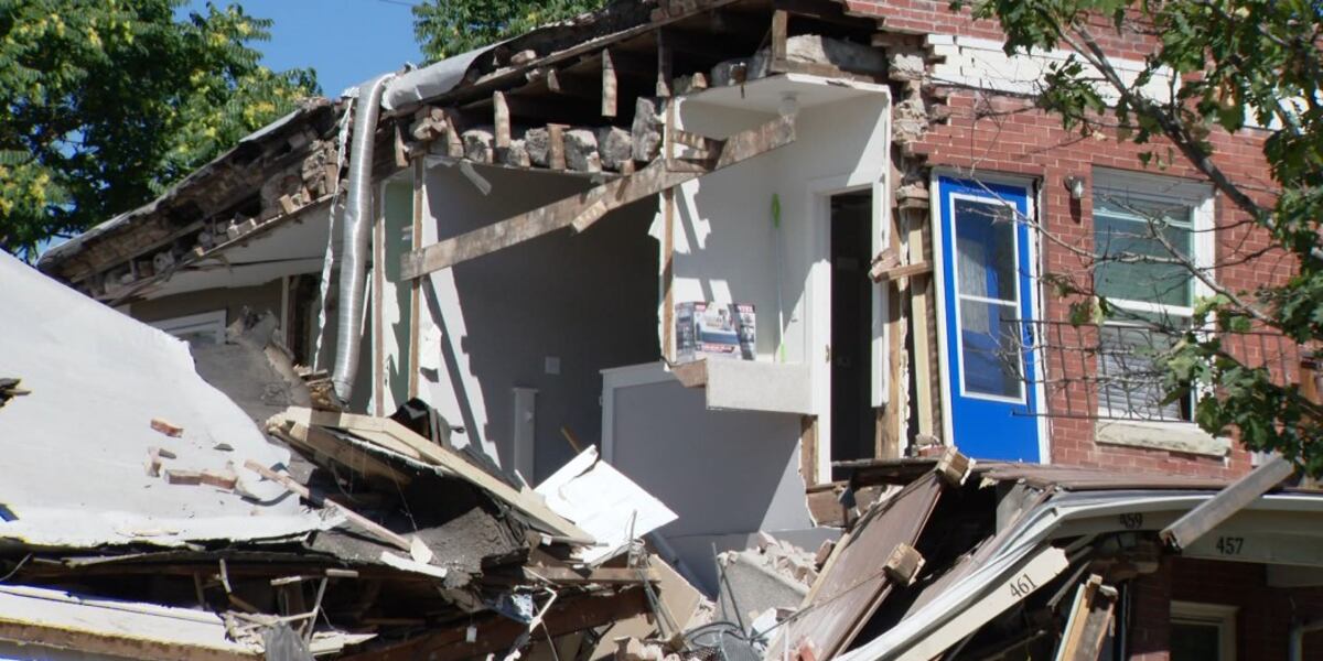 Explosuin Home explosion survivor rescues neighbors after their home explodes