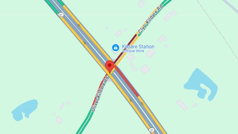 Effingham County Sheriff’s Office crews on scene of car vs. semi crash on Highway 21