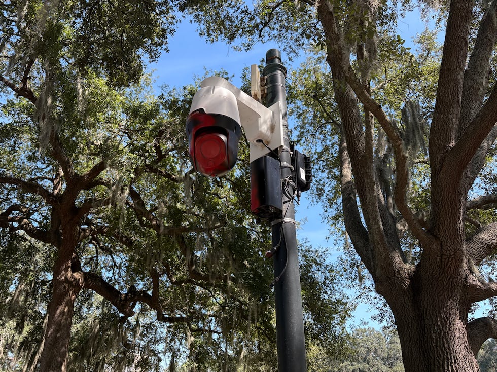 Flock cameras vandalized in Forsyth Park, Savannah Police investigates