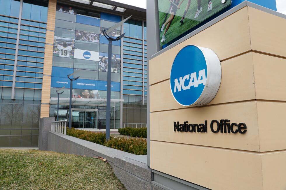 Federal judge approves $2.8B settlement, paving way for US colleges to ...