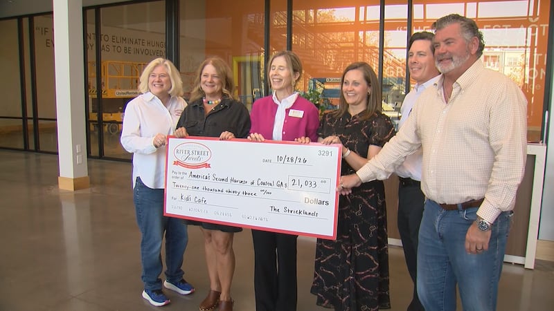River Street Sweets donates $21K to Second Harvest to mark 10 years of Pralines Day giving