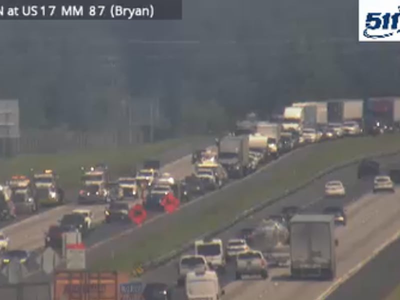 Traffic Alert Vehicle Fire I 95 Shuts Down Southbound Lanes